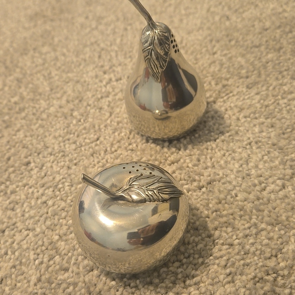 Vintage Kirk Steiff Pewter Apple and Pear Salt and Pepper Shakers - Picture 2 of 4